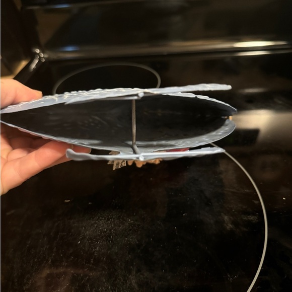 Embossed metal (Easter) chick - Picture 3 of 3